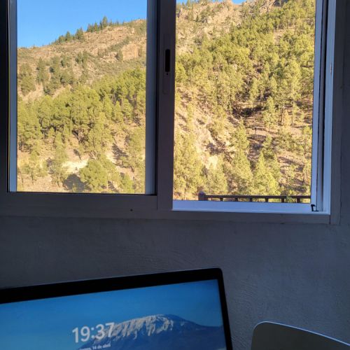 Espace de travail Maison Rurale Los Pinares El Juncal de Tejeda Grande Canarie