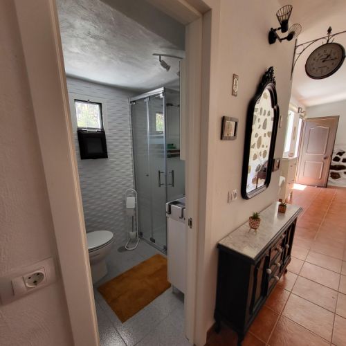 Salle de douche maison rurale « Los Pinares » El Juncal de Tejeda Grande Canarie